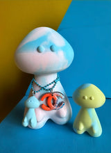 Load image into Gallery viewer, MOMO C1P "EDITION III” toy