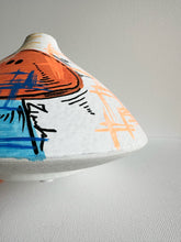 Load image into Gallery viewer, C1P UFO Vase