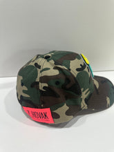 Load image into Gallery viewer, Camo C1P CAP
