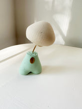 Load image into Gallery viewer, C1P SCULPTURE POO #7
