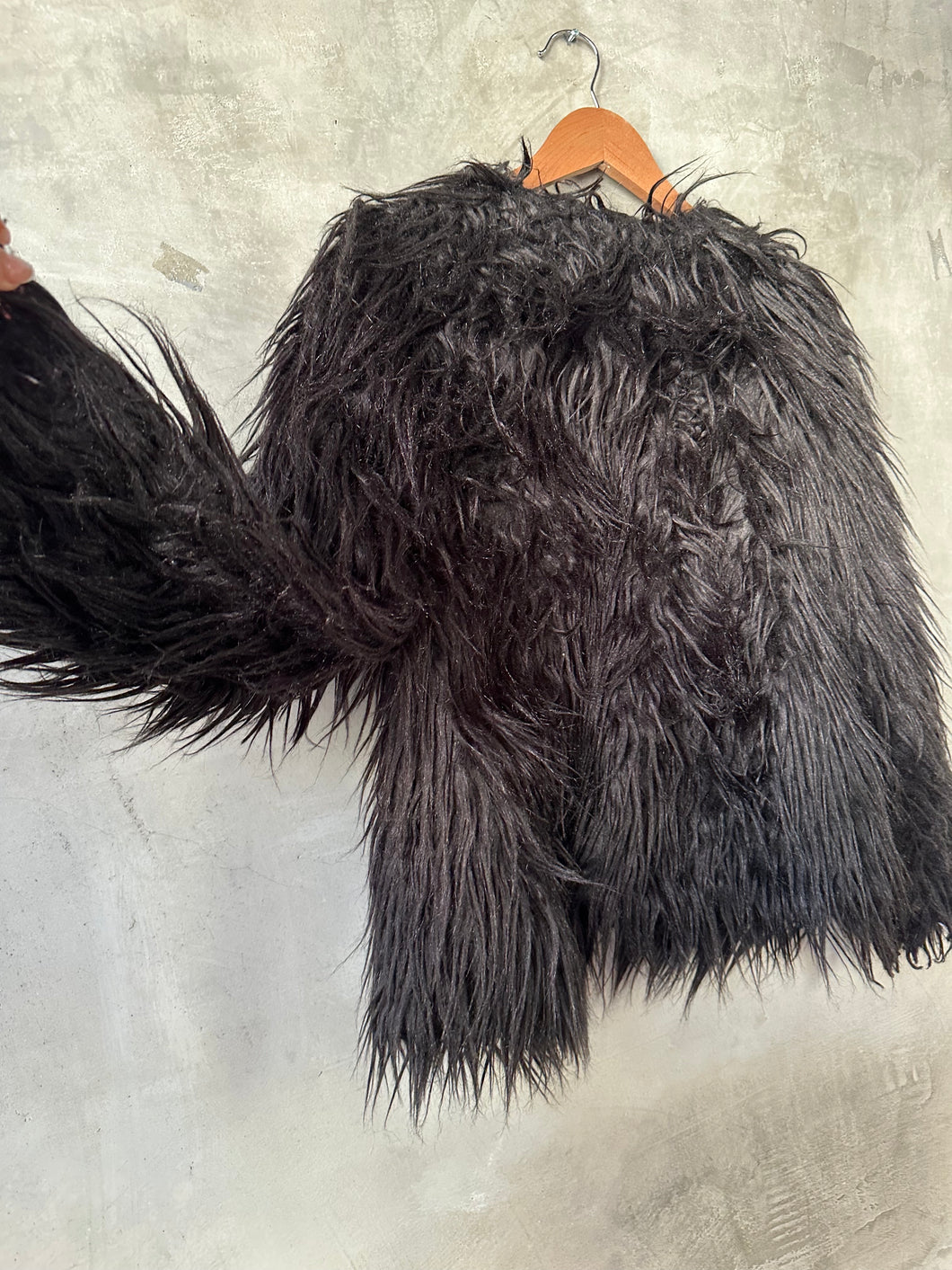 BLACK Z HOVAK SHAGGY FUR C1P COAT